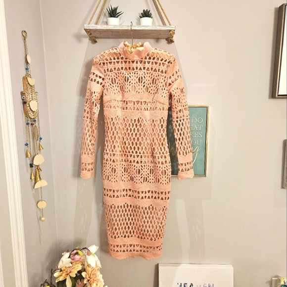 MISSGUIDED CROCHET DRESS - Picture 8 of 13